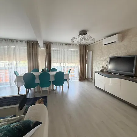 Bel Climatise Et Spacieux De 100m2 Au 3e Etage Avec Ascenseur -a 5mn A Pied Du Parc Des Expositions Congres De Et Eng Et 10mn Du Centre Place Parking Devant L'immeuble דיז'ון