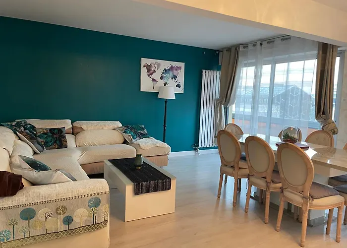 Lejlighed Bel Spacieux Et Lumineux De 100m2 Au 3e Etage Avec Ascenseur -a 5mn A Pied Du Parc Des Expositions Congres De Et Eng Et 10mn Du Centre Place Parking Devant L'immeuble *